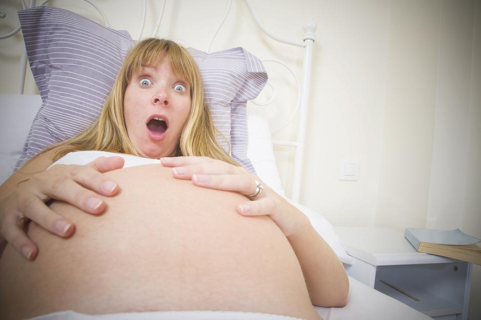 trudnica, mama, novorođenče, porod | Author: Thinkstock