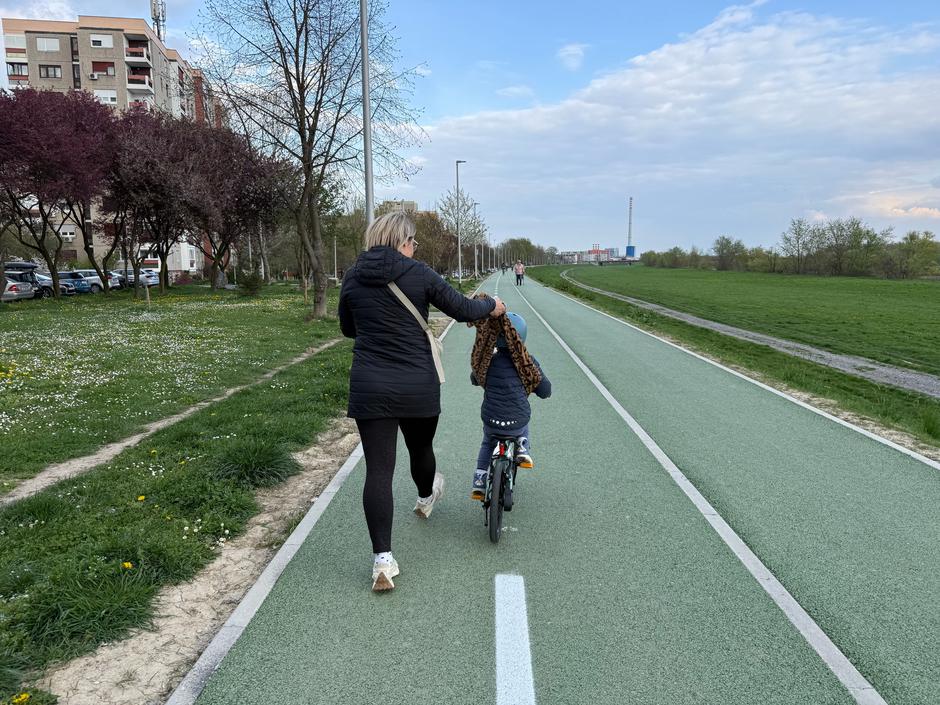  | Author: Privatni album