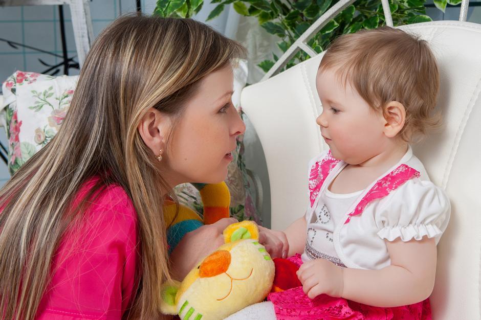 beba govor mama | Author: Shutterstock