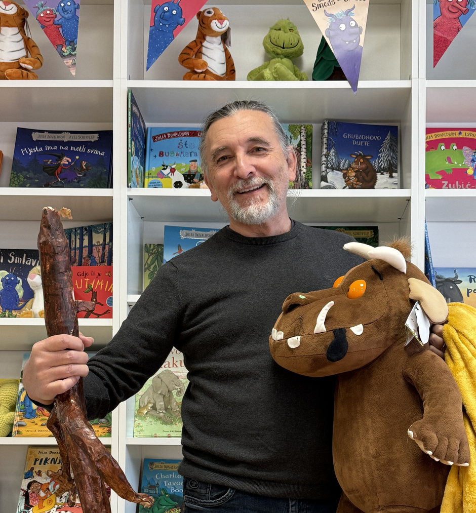  | Author: Privatni album