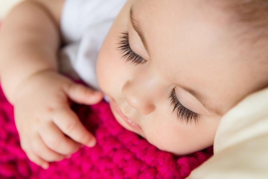 beba san spavanje | Author: Shutterstock