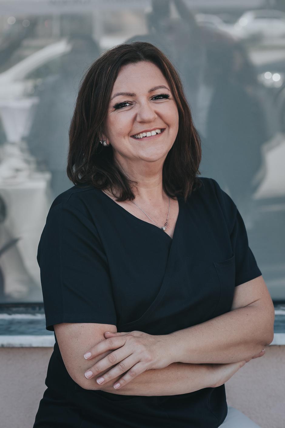  | Author: Privatni album