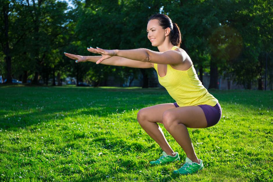 čučanj vježba vježbanje | Author: Shutterstock