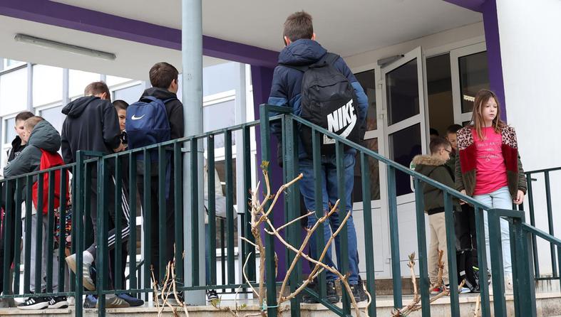 Šibenik: Cirkularni štrajk u školama i fakultetima  u Dalmaciji