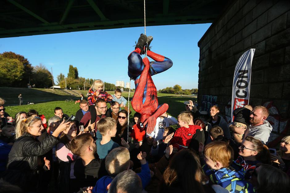 Zagreb: Ispod Hendrixovog mosta održano Spidey druženje u organizaciji vatrogasca Maximiliana Bindernagela  | Author: Zeljko Lukunic/PIXSELL