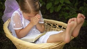 djevojčica molitva