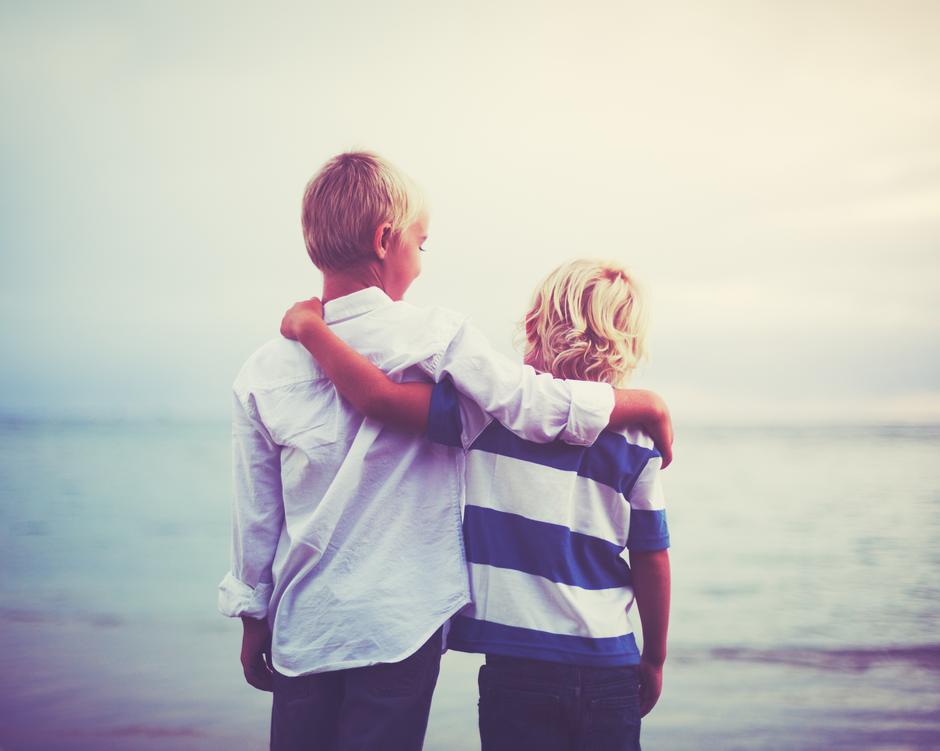 brat, djeca, braća, sestre | Author: Shutterstock