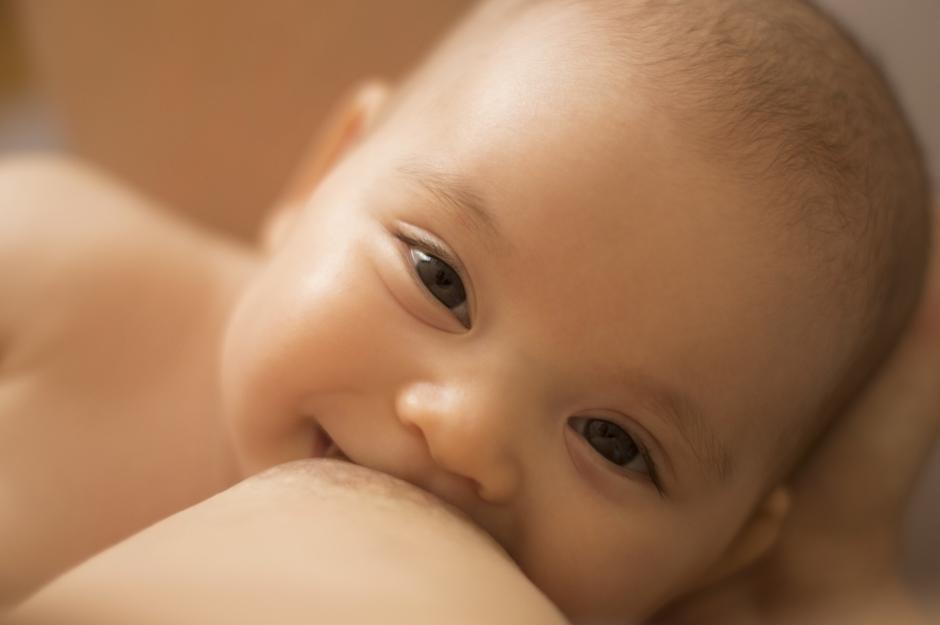 dojenje beba | Author: Shutterstock