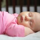 beba spavanje san kolijevka