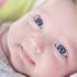beba plave oči