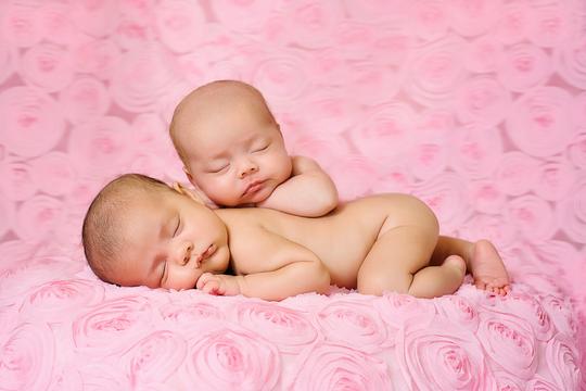 blizanke bebe