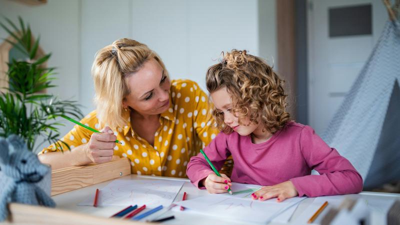 Ako &zcaron;eli&scaron; odgojiti samopouzdano dijete, nemoj (samo) govoriti 'bravo'