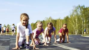 djeca dijete trčanje utrka sport