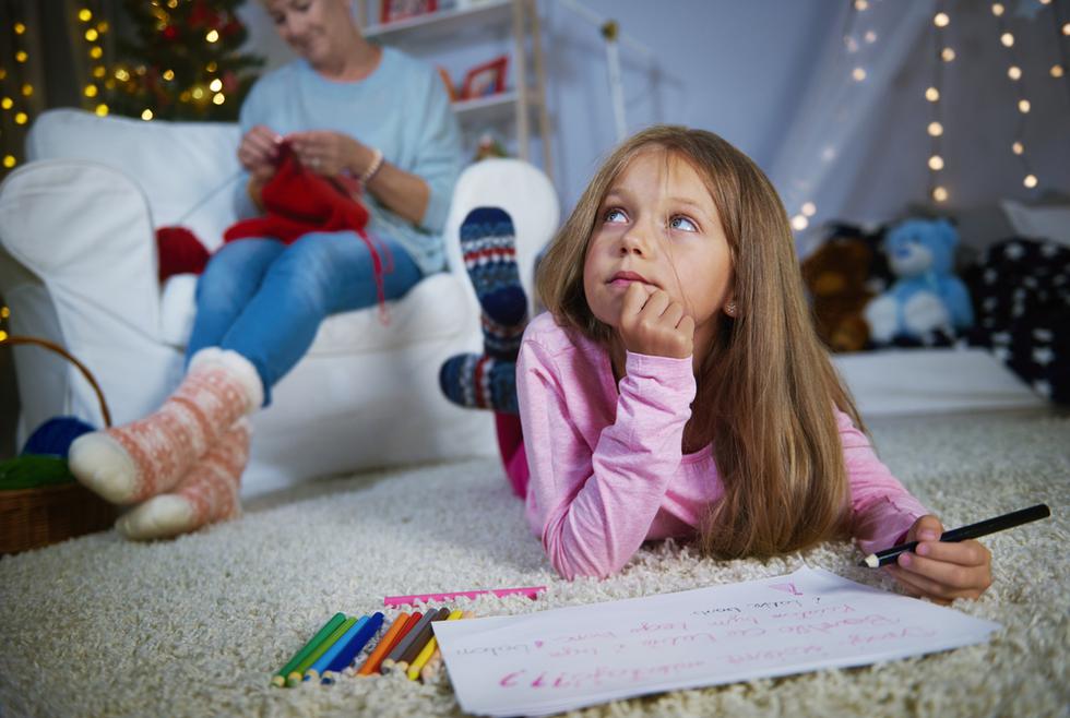 Saznaj zašto je poželjno da dijete piše pismo Djedu Božićnjaku