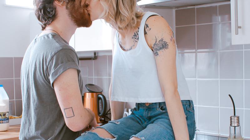 Kako odr&zcaron;ati romantiku i ljubav nakon dolaska bebe? Jednostavno je