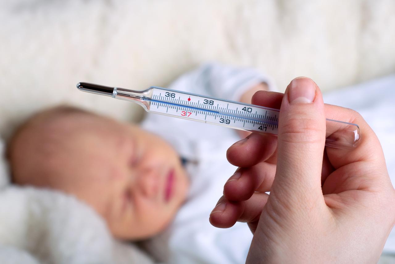 Temperatura kod bebe: 7 stvari koje roditelji moda ne znaju | missMAMA