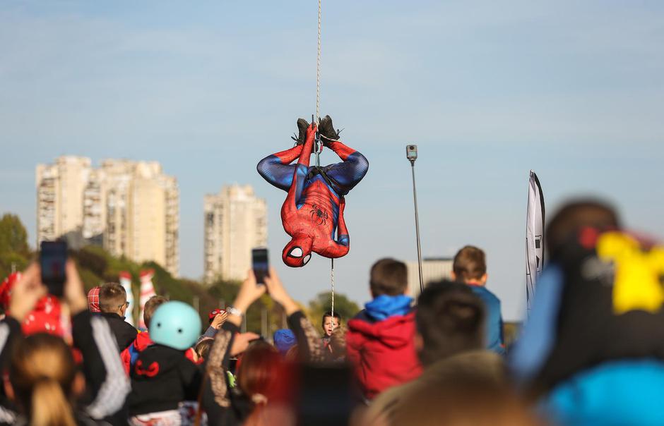 Zagreb: Ispod Hendrixovog mosta održano Spidey druženje u organizaciji vatrogasca Maximiliana Bindernagela  | Author: Zeljko Lukunic/PIXSELL