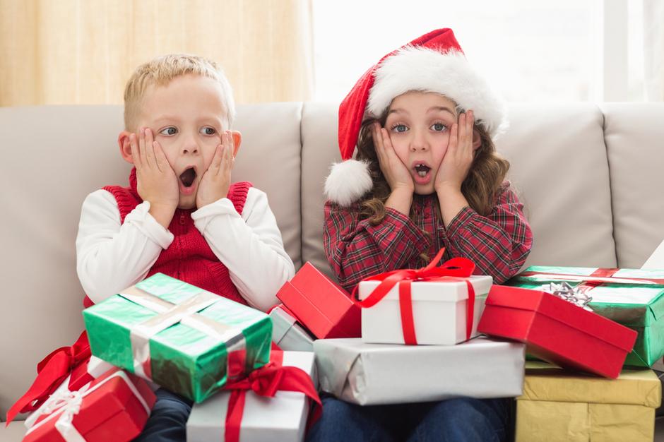 djeca pokloni | Author: Shutterstock