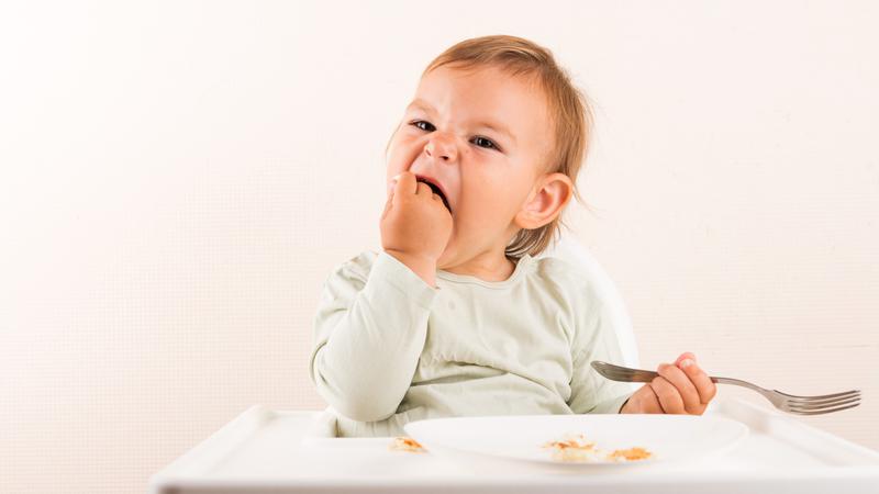 Kako prepoznati kad je dijete progutalo ne&scaron;to?