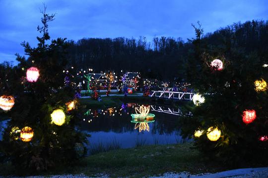 Grabovnica: Imanje obitelji Salaj ponovno u blagdanskom ruhu, ovoga puta sa Uskršnjim motivima