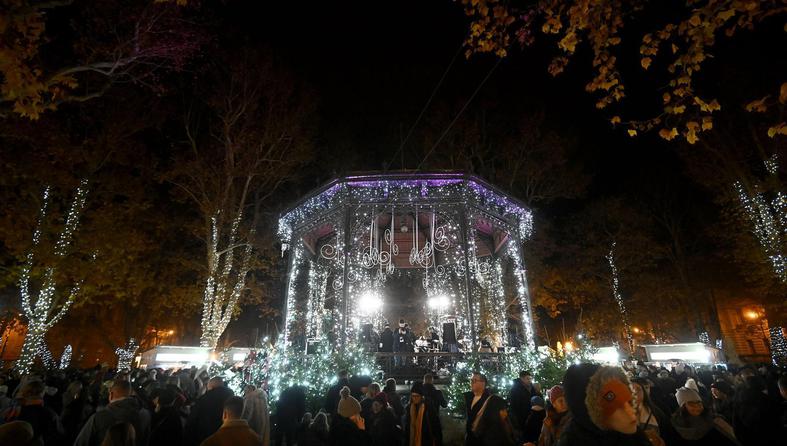 Tradicionalno paljenje lampica na otvorenju Zagreb Adventa