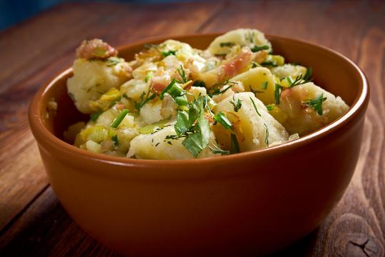salata krumpir