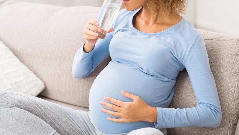 :Unos vode tijekom trudnoće
