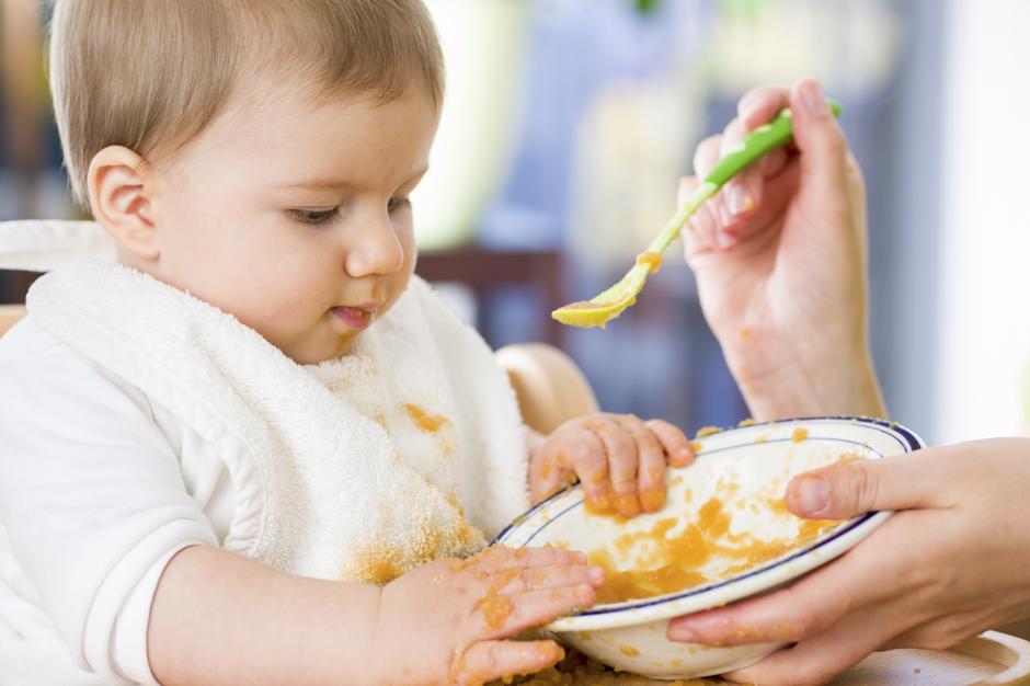 mama majka hrana dohrana beba | Author: Thinkstock