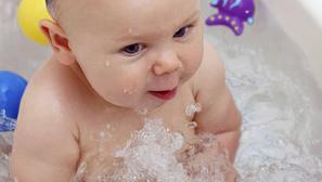 beba kada kupanje oprema