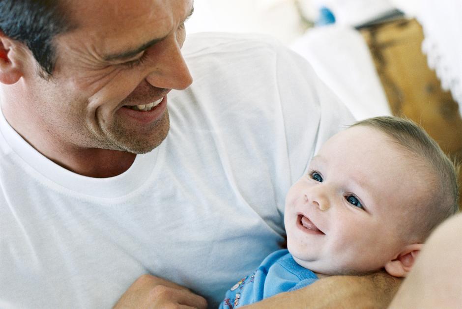tata otac beba sreća | Author: Thinkstock