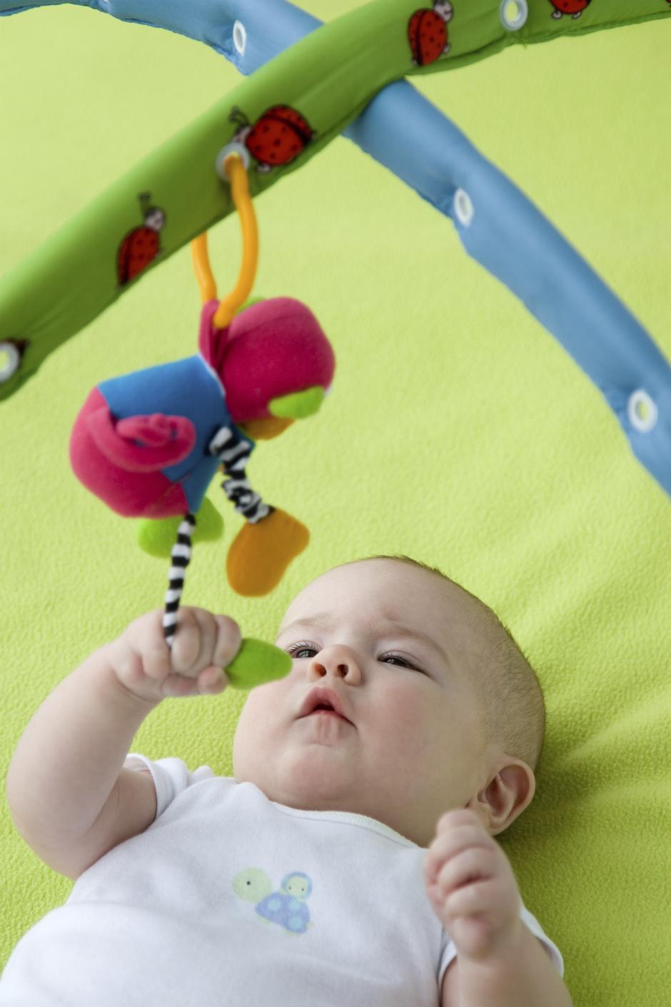 baby gym podloga za igranje beba | Author: Thinkstock