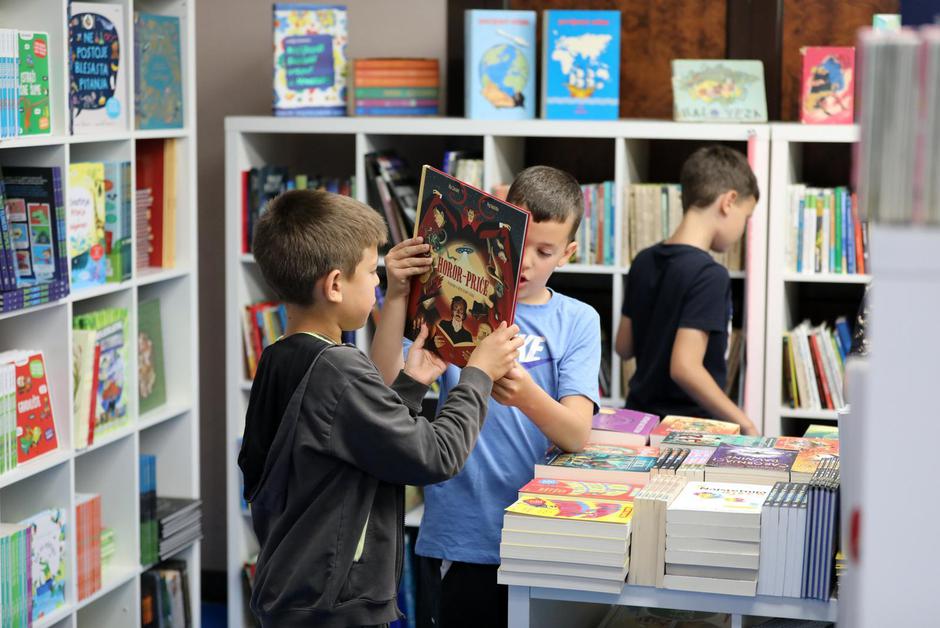 Pula: Boris Miletić zabavljao najmlađe na 18. Monte libriću | Author: Sasa Miljevic / PIXSELL