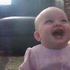beba smijanje