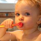pranje zubiju dijete četkica za zube