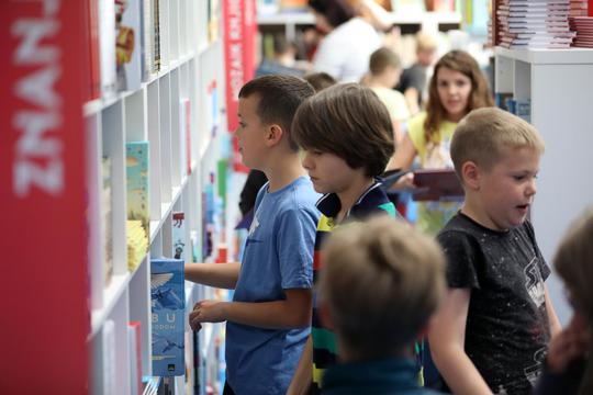 Pula: Boris Miletić zabavljao najmlađe na 18. Monte libriću