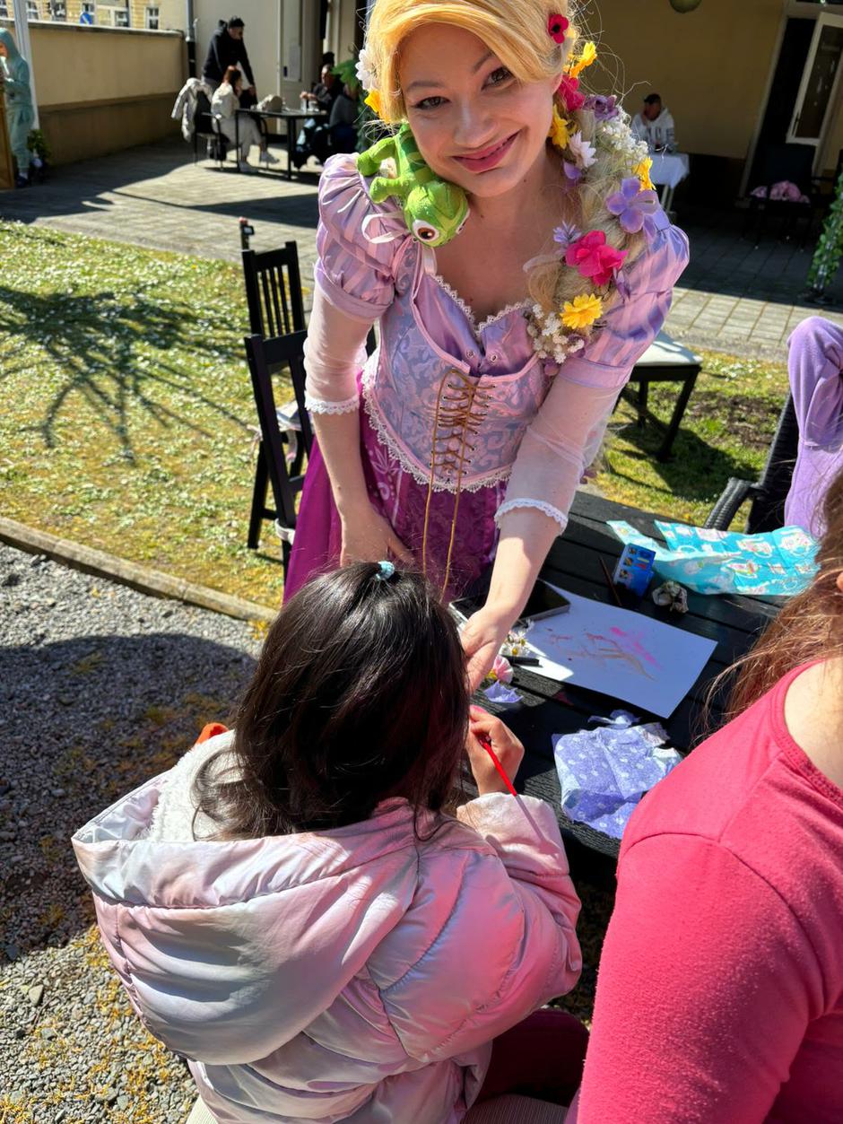  | Author: Privatni album